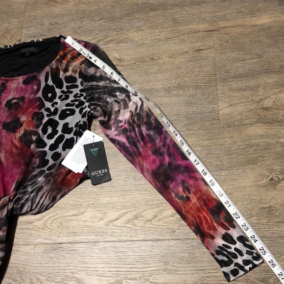 Brand๐ ๐ฅ๐๐ฅ GUESS Lainey , wild print, long sleeve dress - Picture 15 of 15